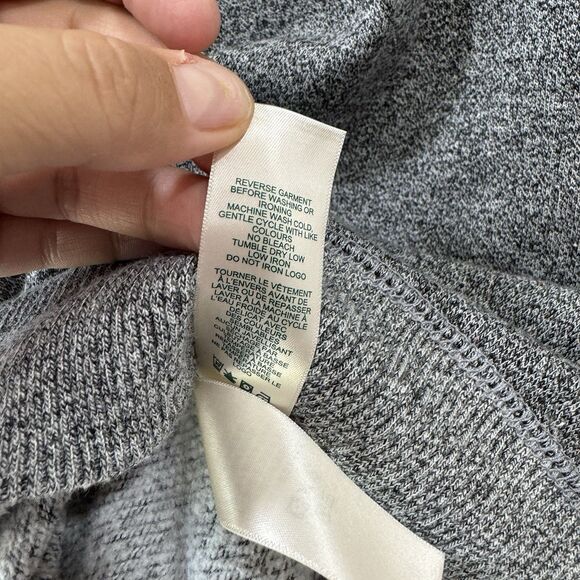 Roots Canada Gray Crewneck Sweatshirt Beaver Cozy Beachy Comfortable Small - Picture 8 of 12